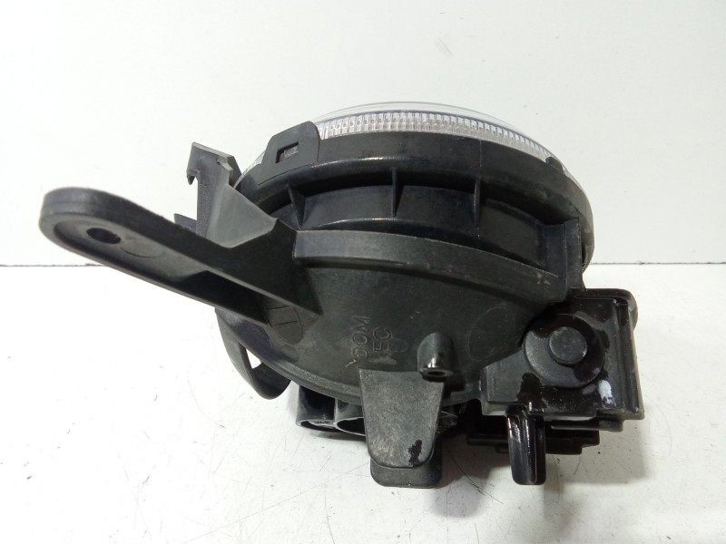 Recambio de faro antiniebla derecho para chevrolet cruze (j300) 2.0 cdi referencia OEM IAM 95169827  