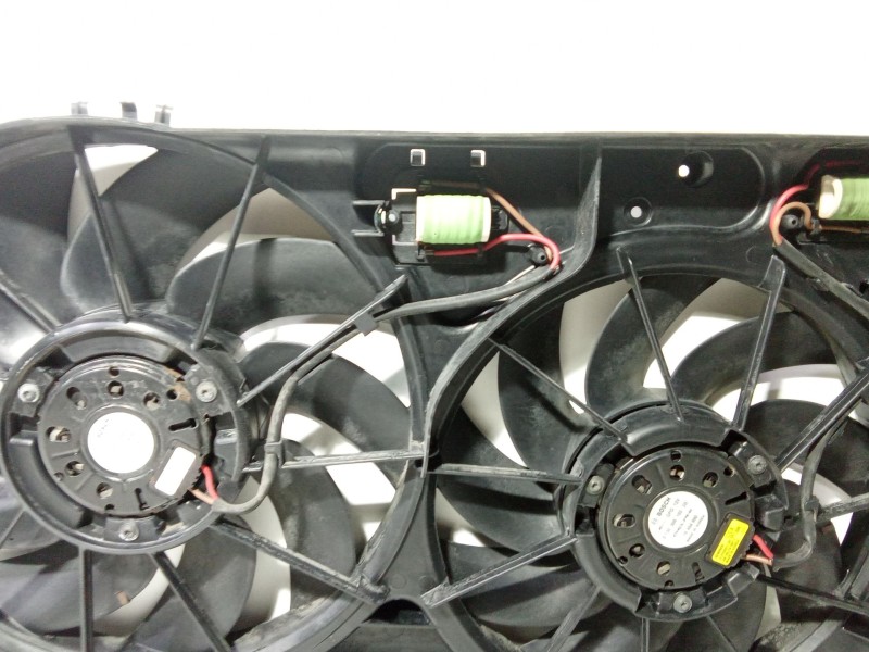 Recambio de electroventilador para chevrolet cruze (j300) 2.0 cdi referencia OEM IAM 13367377  