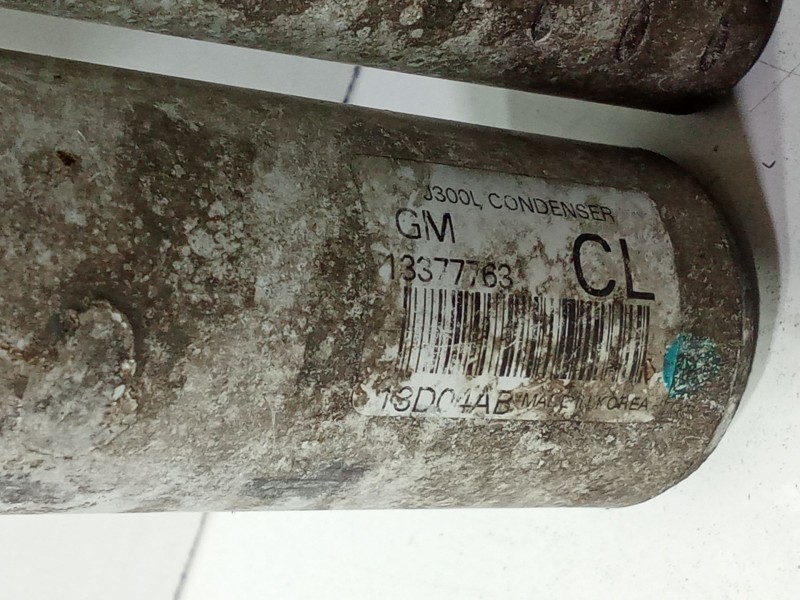 Recambio de condensador aire acondicionado para chevrolet cruze (j300) 2.0 cdi referencia OEM IAM 13377763  