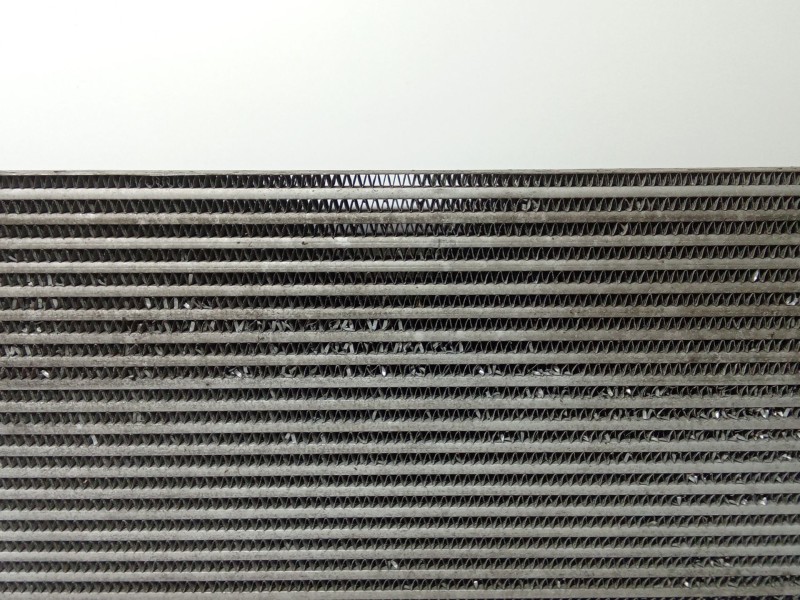 Recambio de intercooler para chevrolet cruze (j300) 2.0 cdi referencia OEM IAM 13267647  