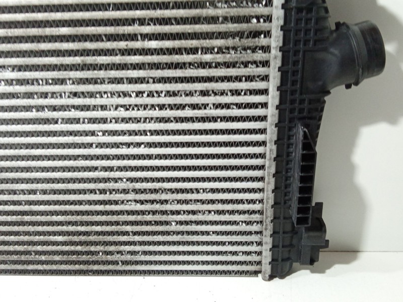 Recambio de intercooler para chevrolet cruze (j300) 2.0 cdi referencia OEM IAM 13267647  
