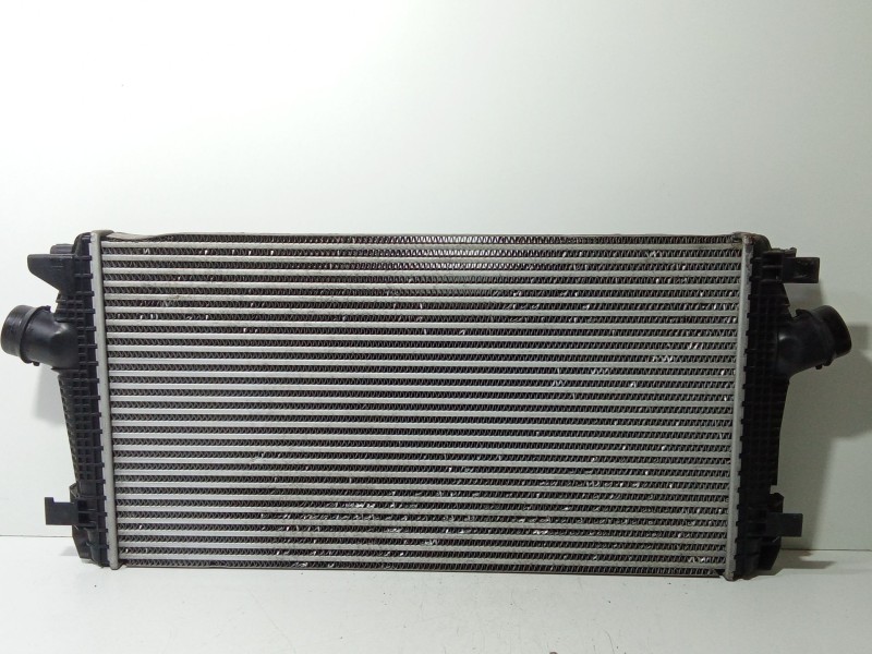 Recambio de intercooler para chevrolet cruze (j300) 2.0 cdi referencia OEM IAM 13267647  