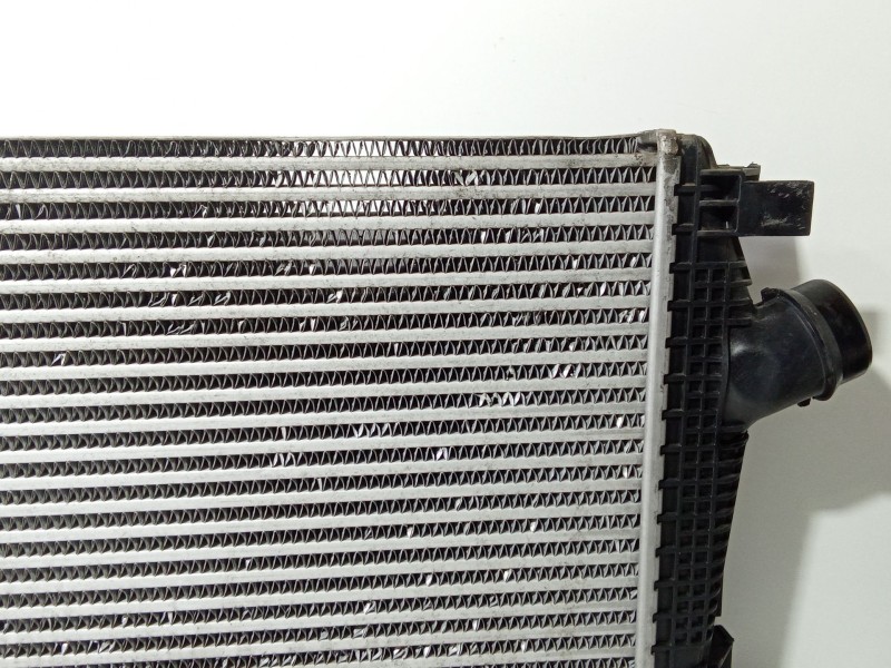 Recambio de intercooler para chevrolet cruze (j300) 2.0 cdi referencia OEM IAM 13267647  