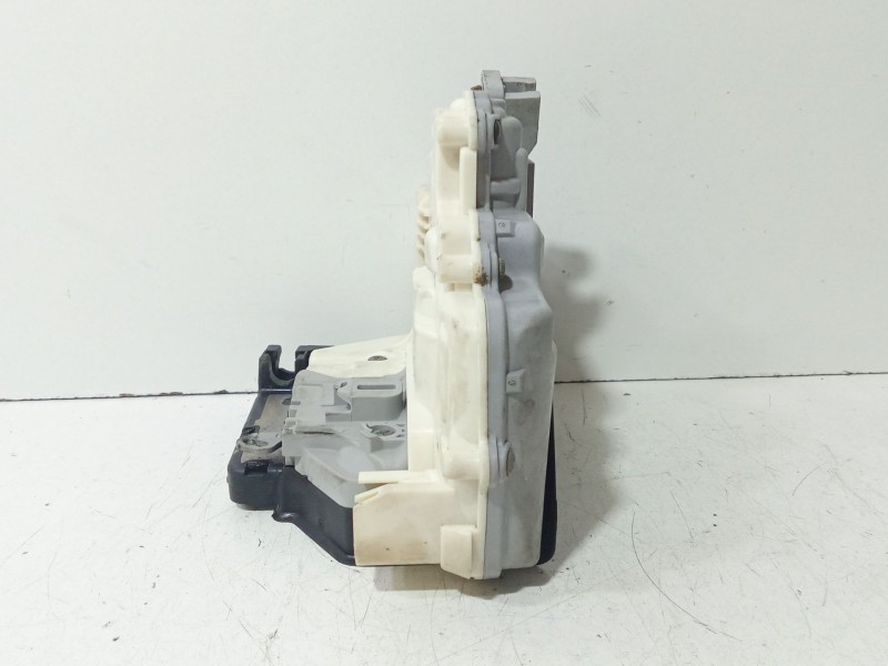 Recambio de cerradura puerta delantera izquierda para volkswagen passat b6 (3c2) 2.0 tdi referencia OEM IAM 3C1837015A  