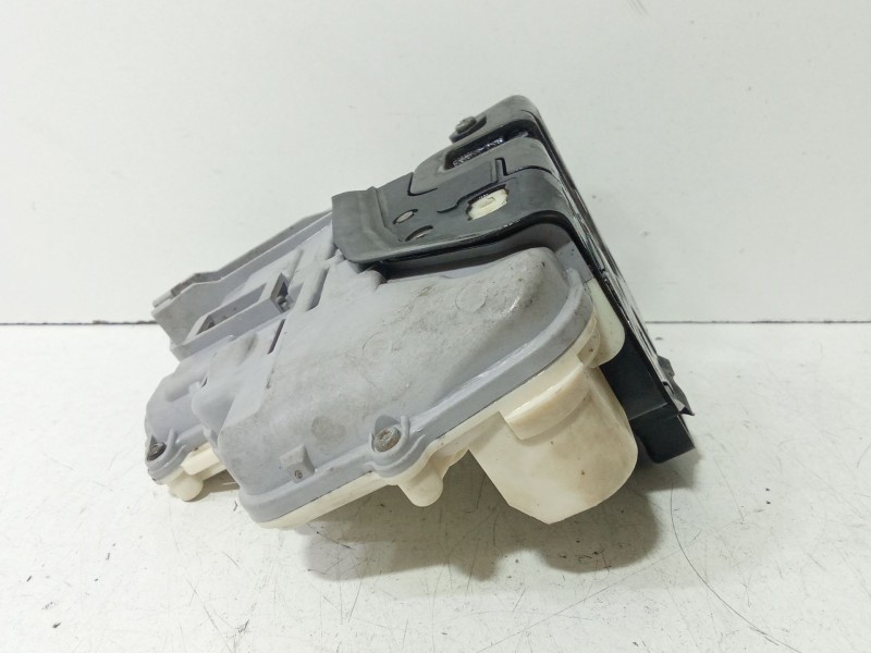 Recambio de cerradura puerta delantera izquierda para volkswagen passat b6 (3c2) 2.0 tdi referencia OEM IAM 3C1837015A  