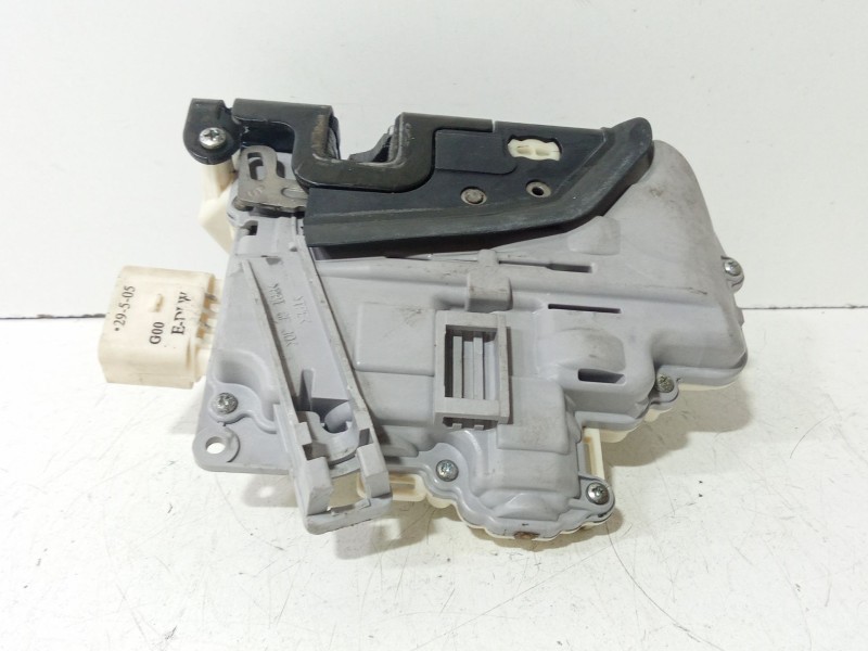 Recambio de cerradura puerta delantera izquierda para volkswagen passat b6 (3c2) 2.0 tdi referencia OEM IAM 3C1837015A  