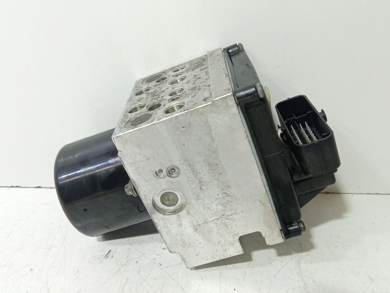 Recambio de abs para volkswagen passat b6 (3c2) 2.0 tdi referencia OEM IAM 3C0614109A  