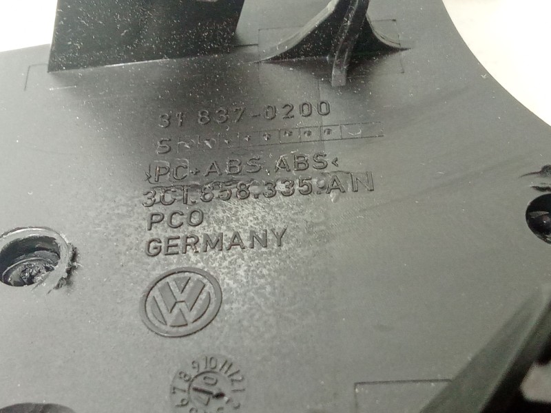 Recambio de guarnecido cuadro instrumentos para volkswagen passat b6 (3c2) 2.0 tdi referencia OEM IAM 3C1858335AN  
