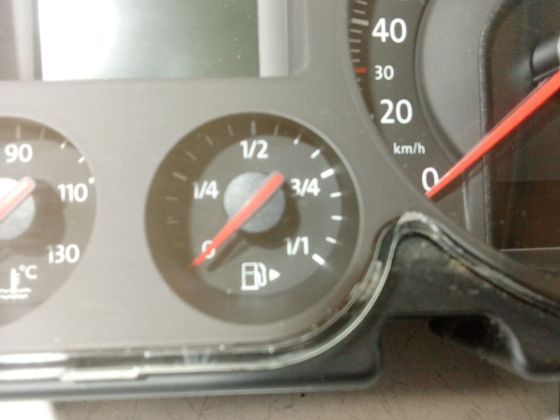Recambio de cuadro instrumentos para volkswagen passat b6 (3c2) 2.0 tdi referencia OEM IAM 3C0920871E  