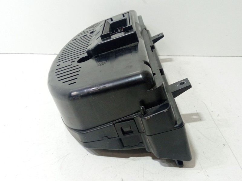 Recambio de cuadro instrumentos para volkswagen passat b6 (3c2) 2.0 tdi referencia OEM IAM 3C0920871E  