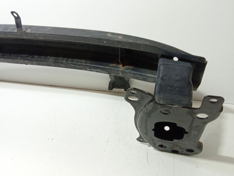 Recambio de refuerzo paragolpes delantero para volkswagen passat b6 (3c2) 2.0 tdi referencia OEM IAM 1T0805615A  