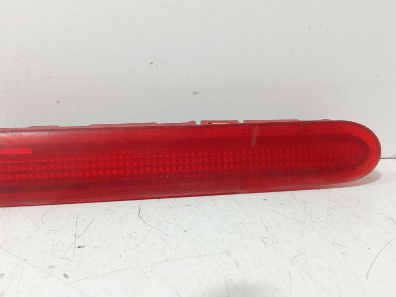 Recambio de luz central de freno para volkswagen touran (1t1, 1t2) 1.9 tdi referencia OEM IAM 1T0945097A  