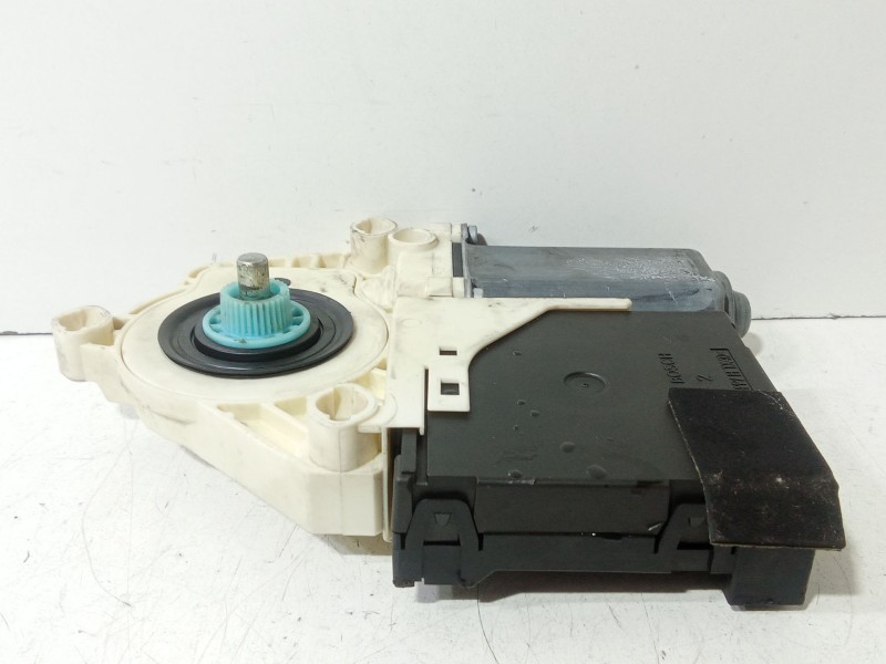 Recambio de motor elevalunas delantero izquierdo para volkswagen passat b6 (3c2) 2.0 tdi referencia OEM IAM 1K0959701P  