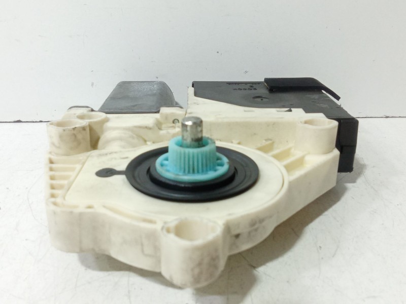 Recambio de motor elevalunas delantero izquierdo para volkswagen passat b6 (3c2) 2.0 tdi referencia OEM IAM 1K0959701P  