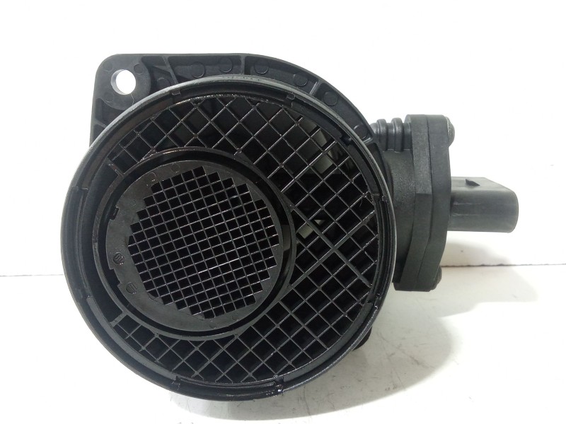 Recambio de caudalimetro para volkswagen passat b6 (3c2) 2.0 tdi referencia OEM IAM 074906461B  