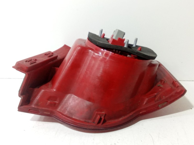 Recambio de piloto trasero izquierdo para volkswagen passat b6 (3c2) 2.0 tdi referencia OEM IAM 3C9945095N  