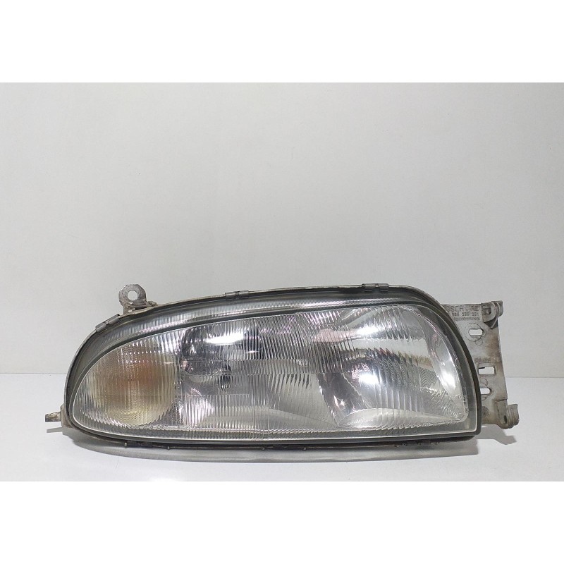 Recambio de faro derecho para ford fiesta berlina valore referencia OEM IAM 1305235251 67638 