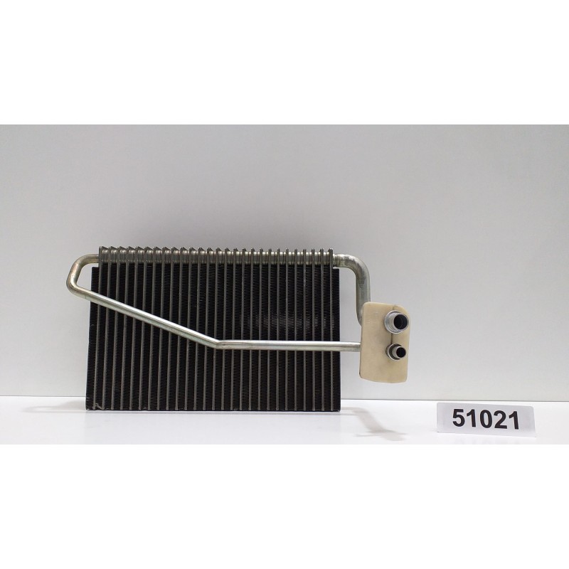 Recambio de radiador calefaccion / aire acondicionado para mercedes clase sl (w230) roadster 500 (230.475) referencia OEM IAM A2