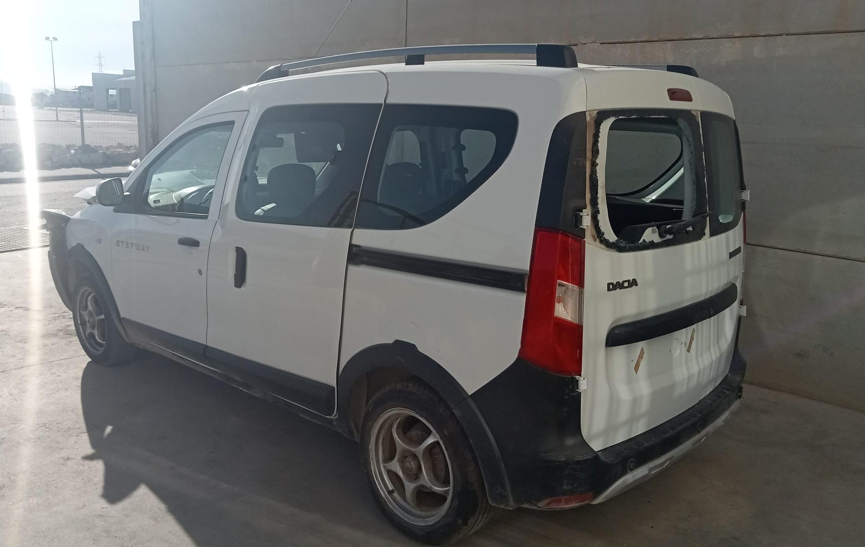 K9KE6 IMPIANTO AUDIO / RADIO CD / 79513 / 174539 PER DACIA DOKKER STEPWAY - Foto 5 di 8