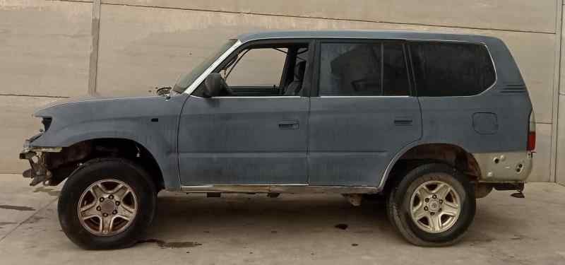 6700360210 PORTE ARRIERE DROITE / 81652 / 176609 POUR TOYOTA LAND CRUISER J9 TD GX - Photo 8 sur 8