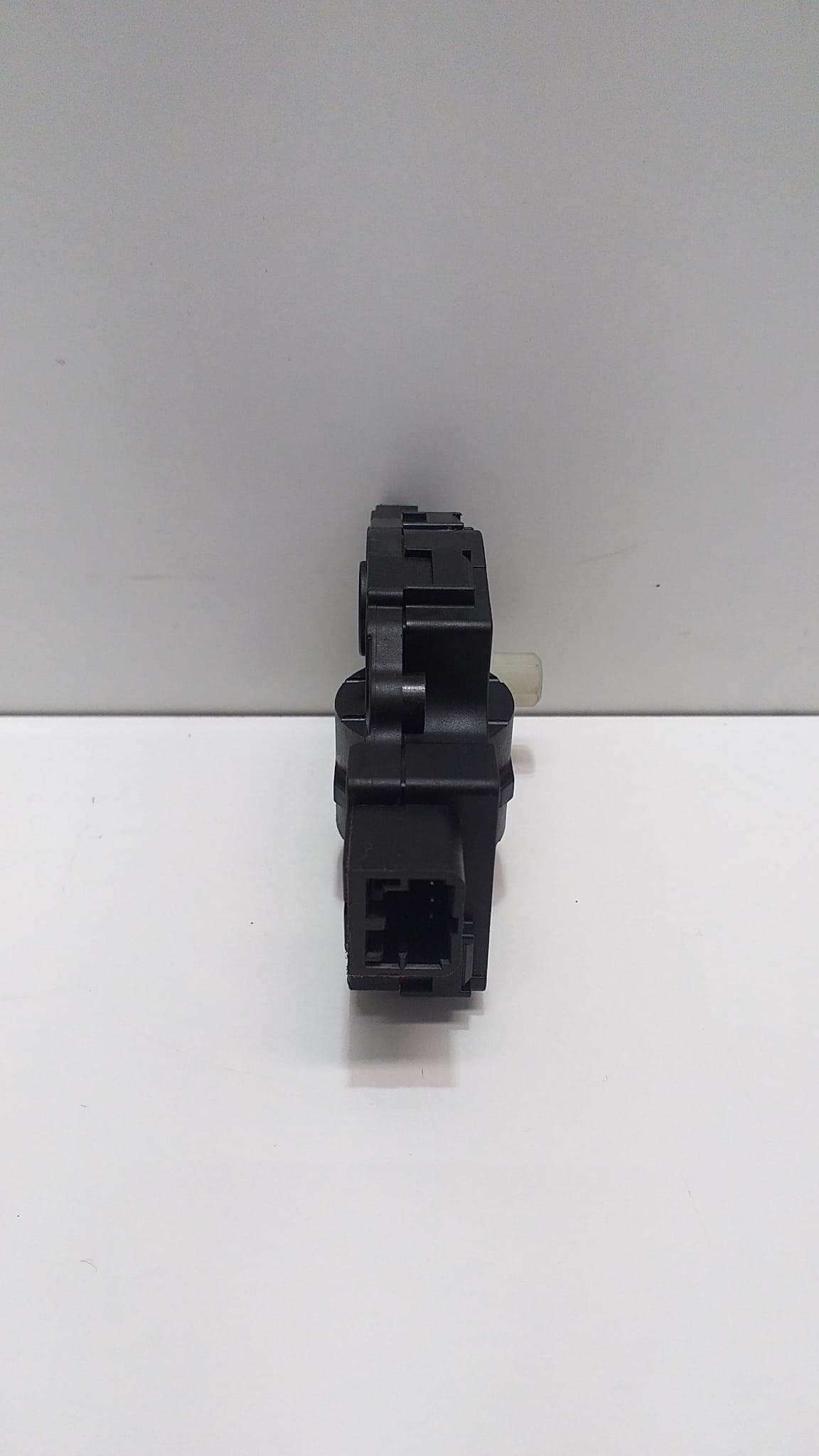 EFB330 MOTOR APERTURA TRAMPILLAS CLIMATIZADOR / 51419 / 145220 PARA AUDI A5 COUP - Photo 5 sur 6