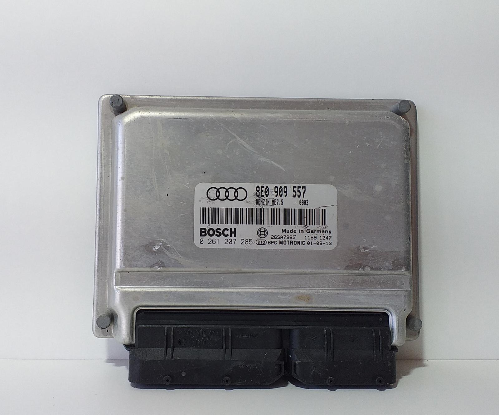 8E0909557 ECU-MOTORSTEUERGERÄT UCE MOTORSTEUERGERÄT / R / 72427 / 167203 FÜR AUD