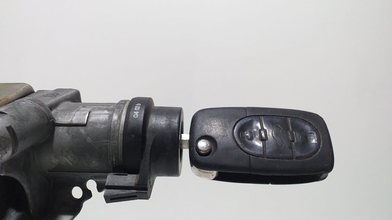 4B0905851F COMMUTATEUR D´ALLUMAGE / 56976 / 151364 POUR AUDI A4 AVANT 8E 2.5 T - Foto 2 di 6