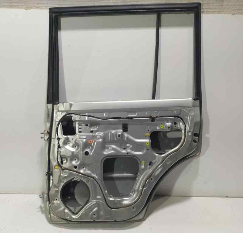 6700360210 PORTE ARRIERE DROITE / 81652 / 176609 POUR TOYOTA LAND CRUISER J9 TD GX - Photo 2 sur 8