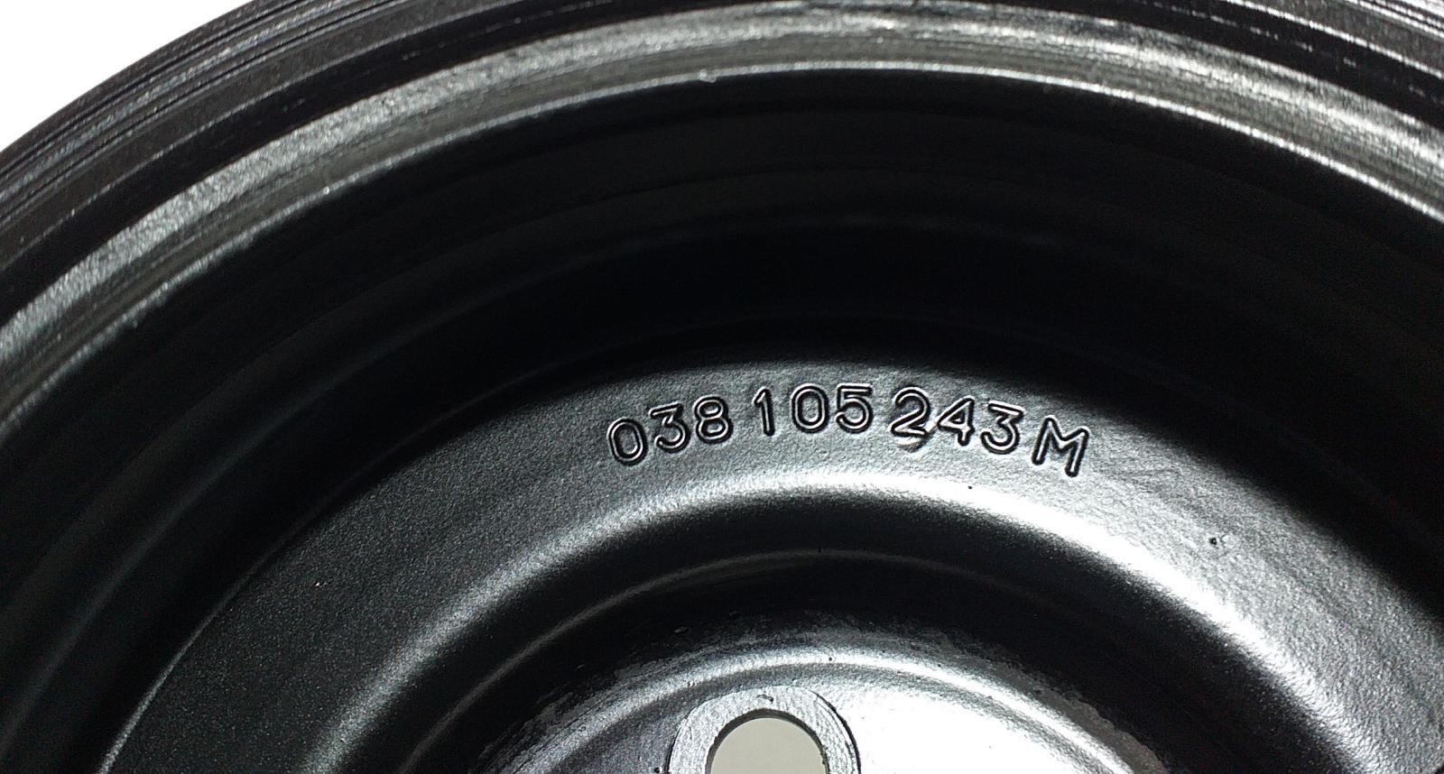 038105243M PULEGGIA DELL ALBERO MOTORE / 68079 / 162761 PER SEAT IBIZA 6J5 REF - Foto 3 di 5