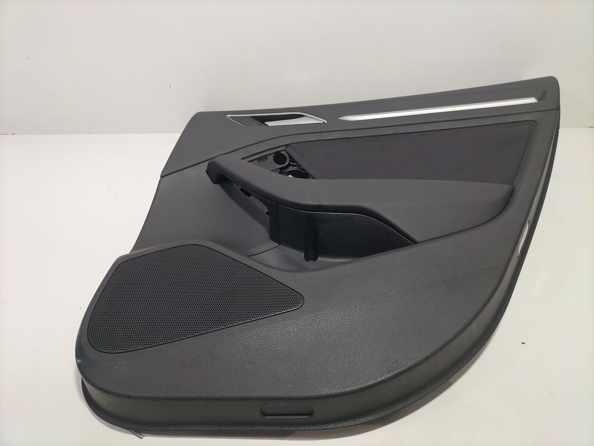 8V4867306 GUARNECIDO PUERTA TRASERA DERECHA / 184532 PARA AUDI A3 SPORTBACK 8VA